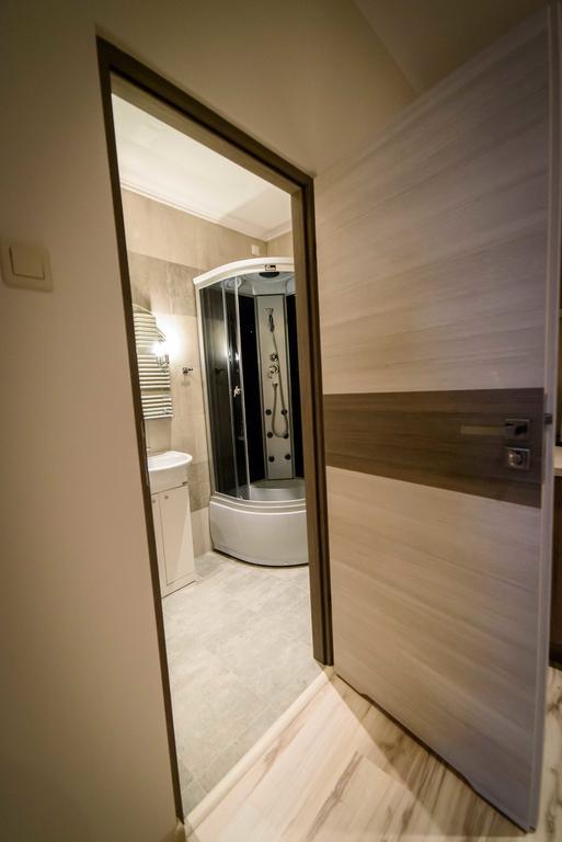 Apartamenty Walowa 4 Tarnów Exteriör bild