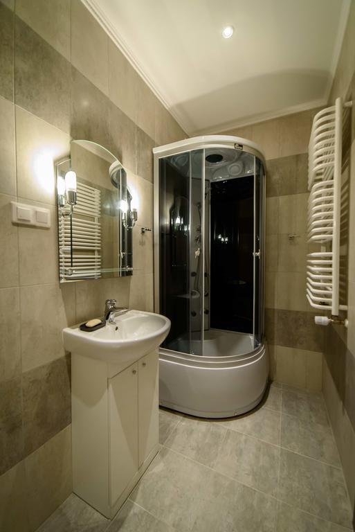Apartamenty Walowa 4 Tarnów Exteriör bild