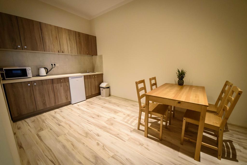 Apartamenty Walowa 4 Tarnów Exteriör bild